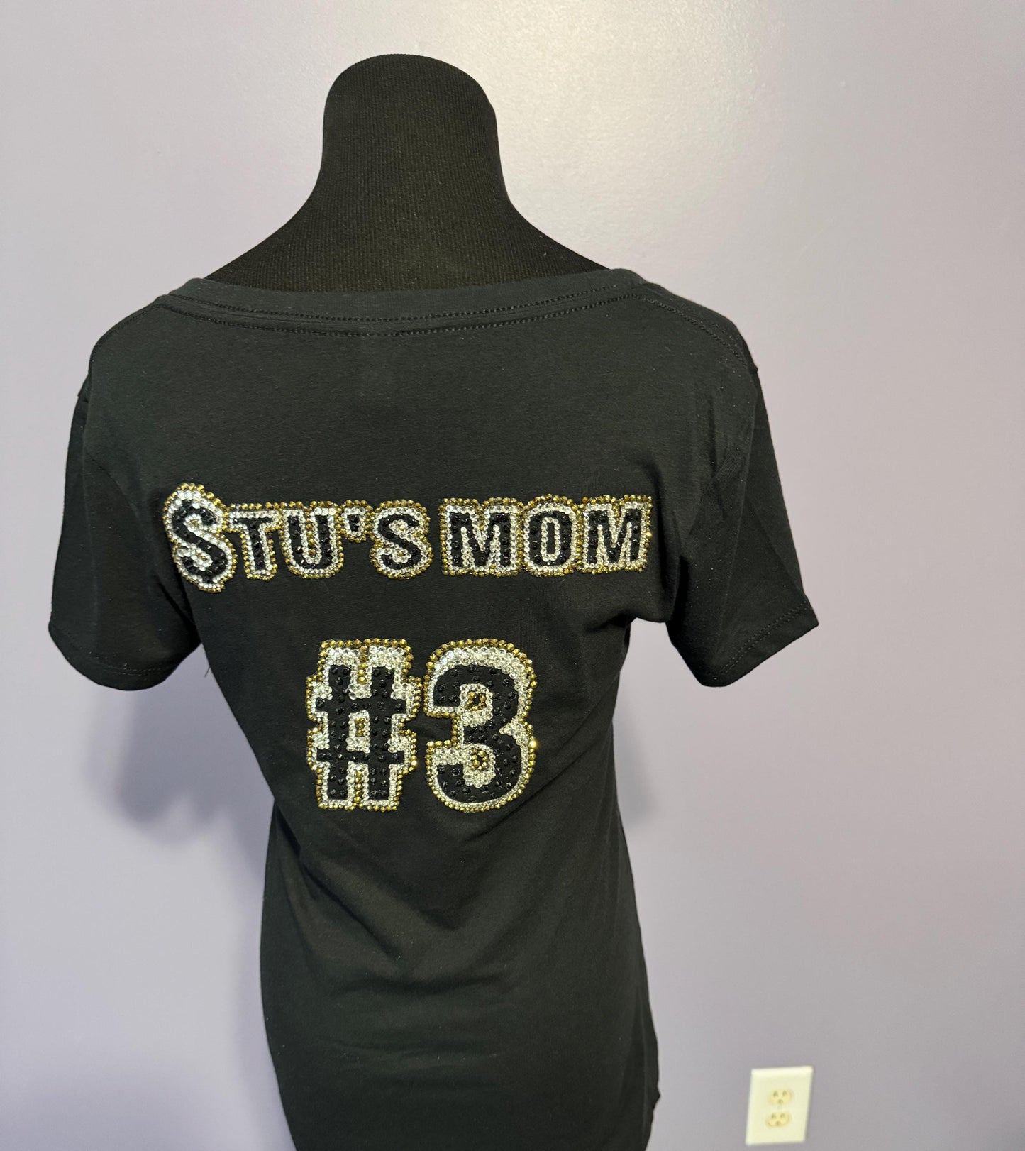 Rhinestoned Short-sleeve V-Neck T-shirt - Customized