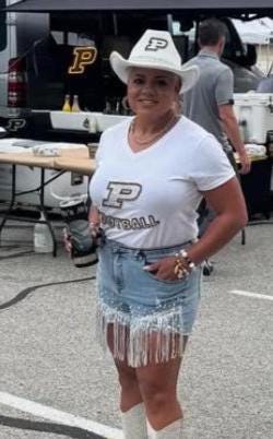 Rhinestoned Short-sleeve V-Neck T-shirt - Customized