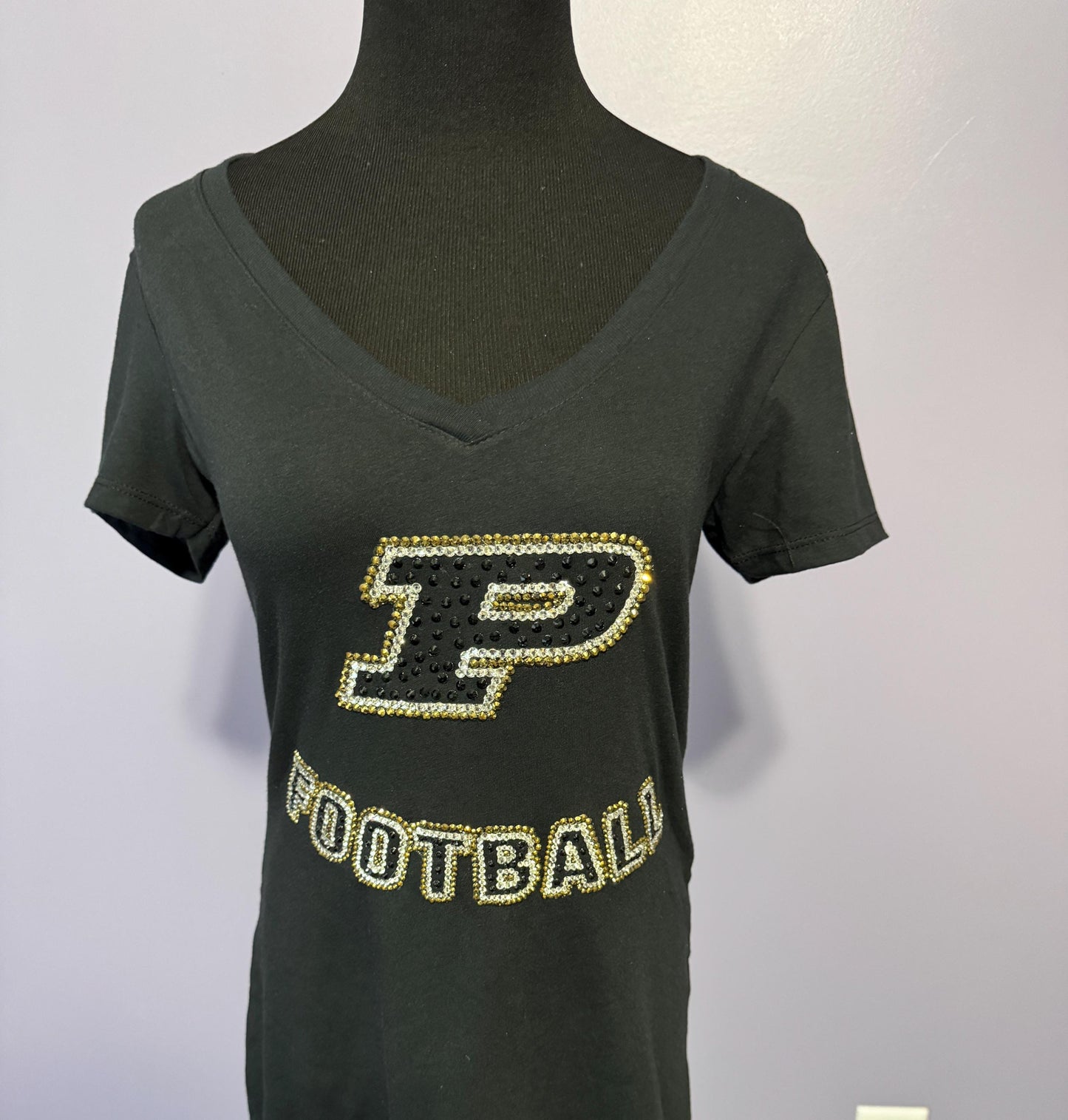 Rhinestoned Short-sleeve V-Neck T-shirt - Customized